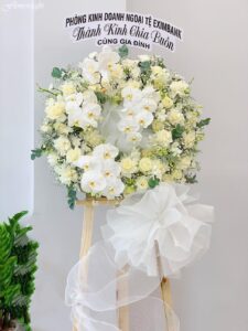 Vòng hoa chia buồn