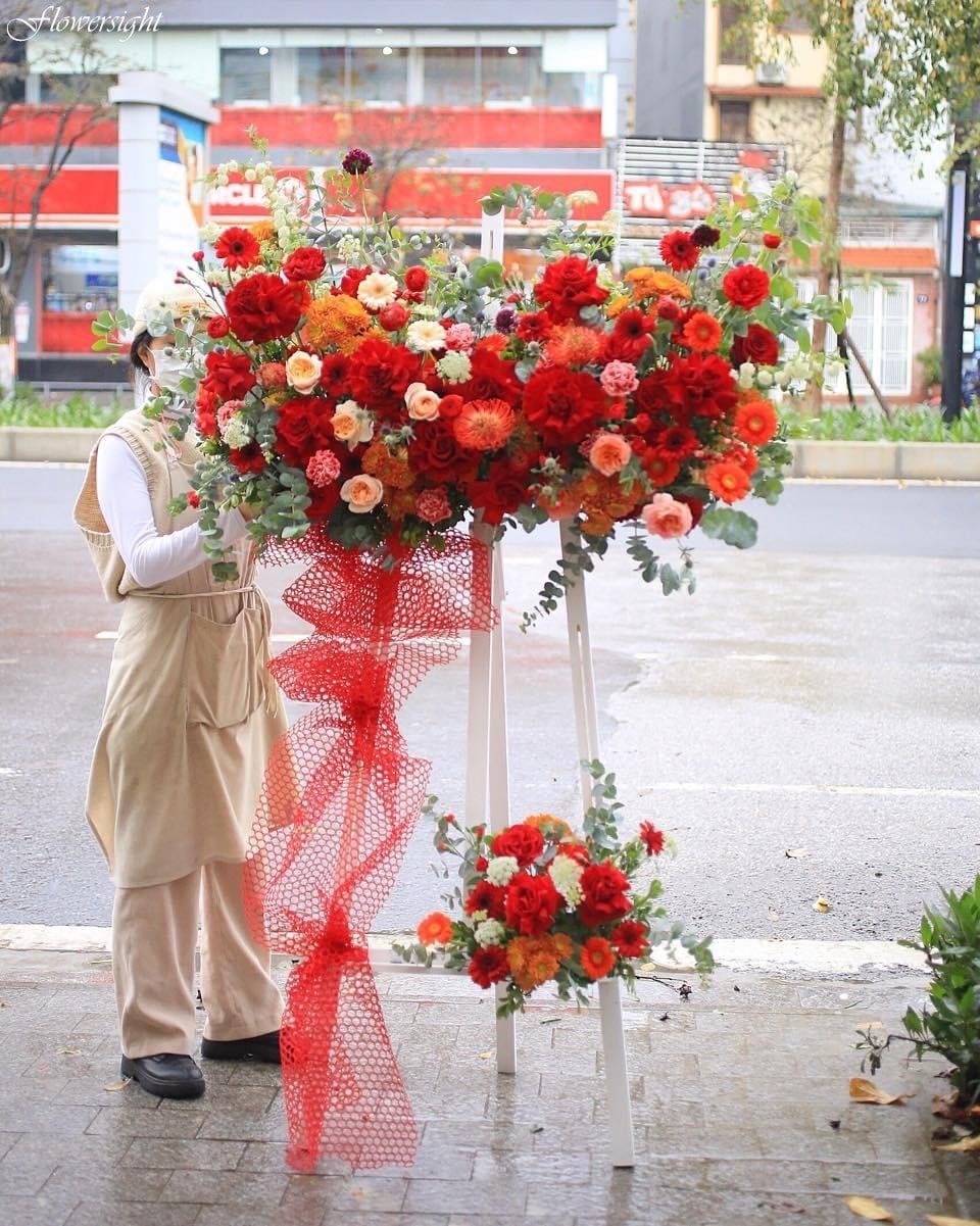 Kệ hoa chúc mừng khai trương kích thước lớn ấn tượng