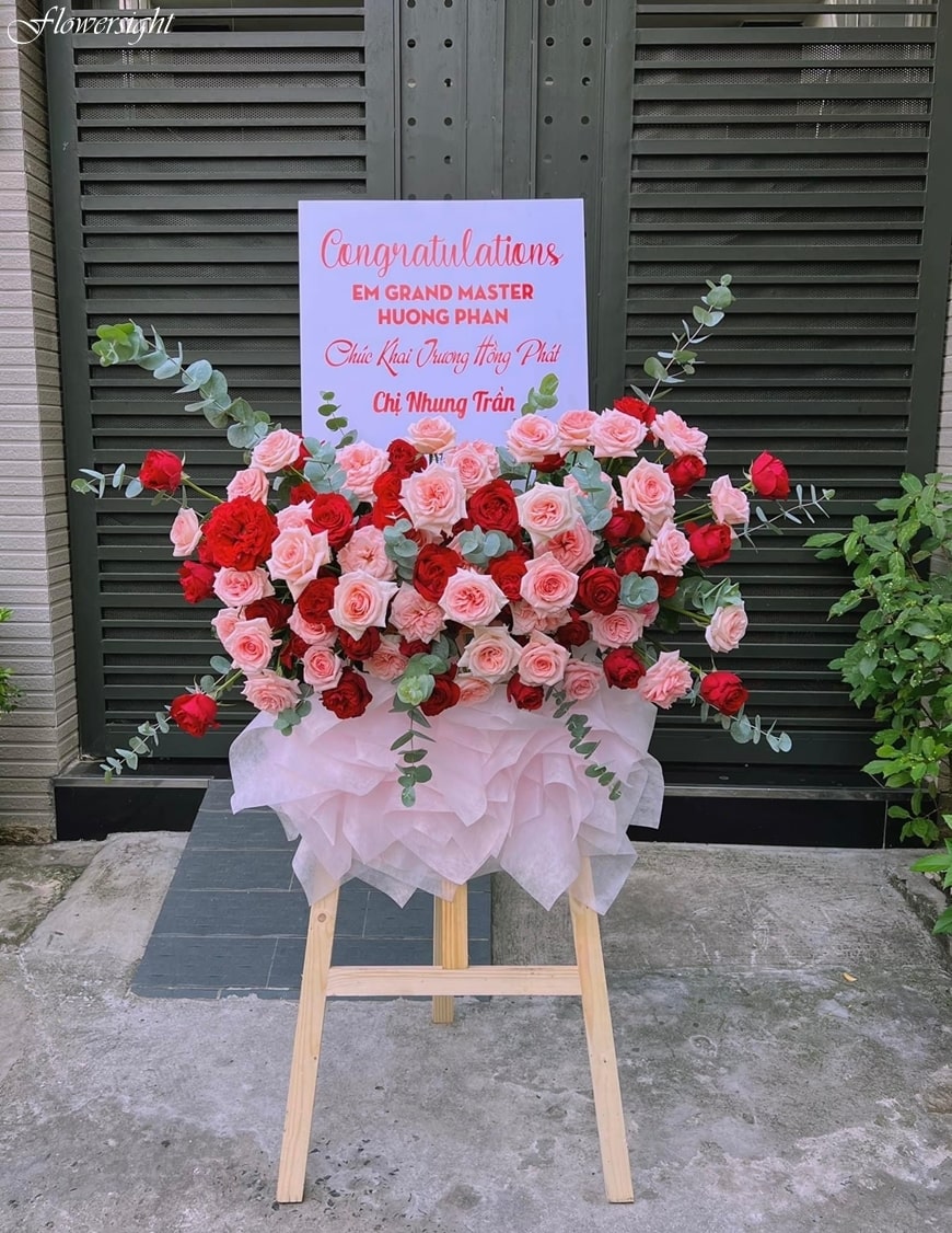 kệ hoa chúc mừng