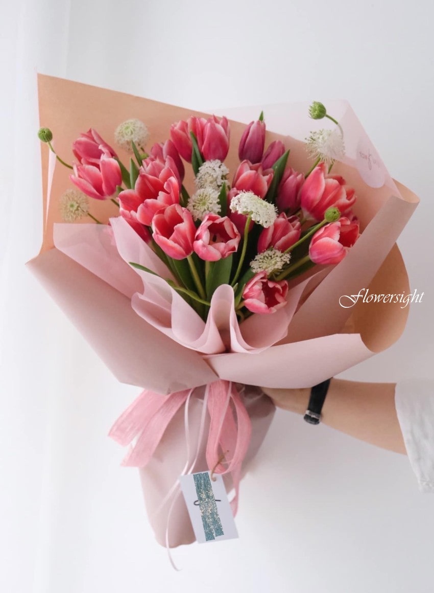Bó hoa tulip cao cấp tặng sếp nữ