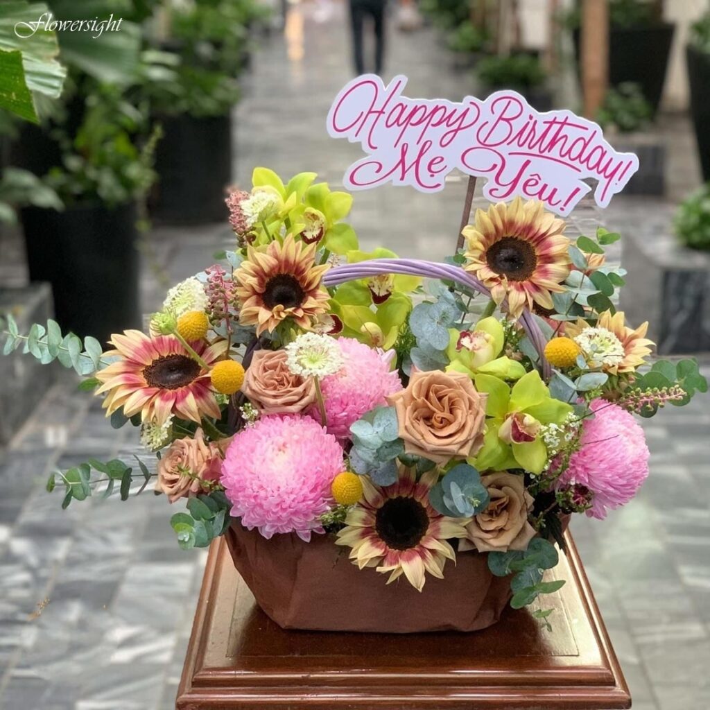 Mỗi cột mốc là một dấu ấn quan trọng trong hành trình hạnh phúc