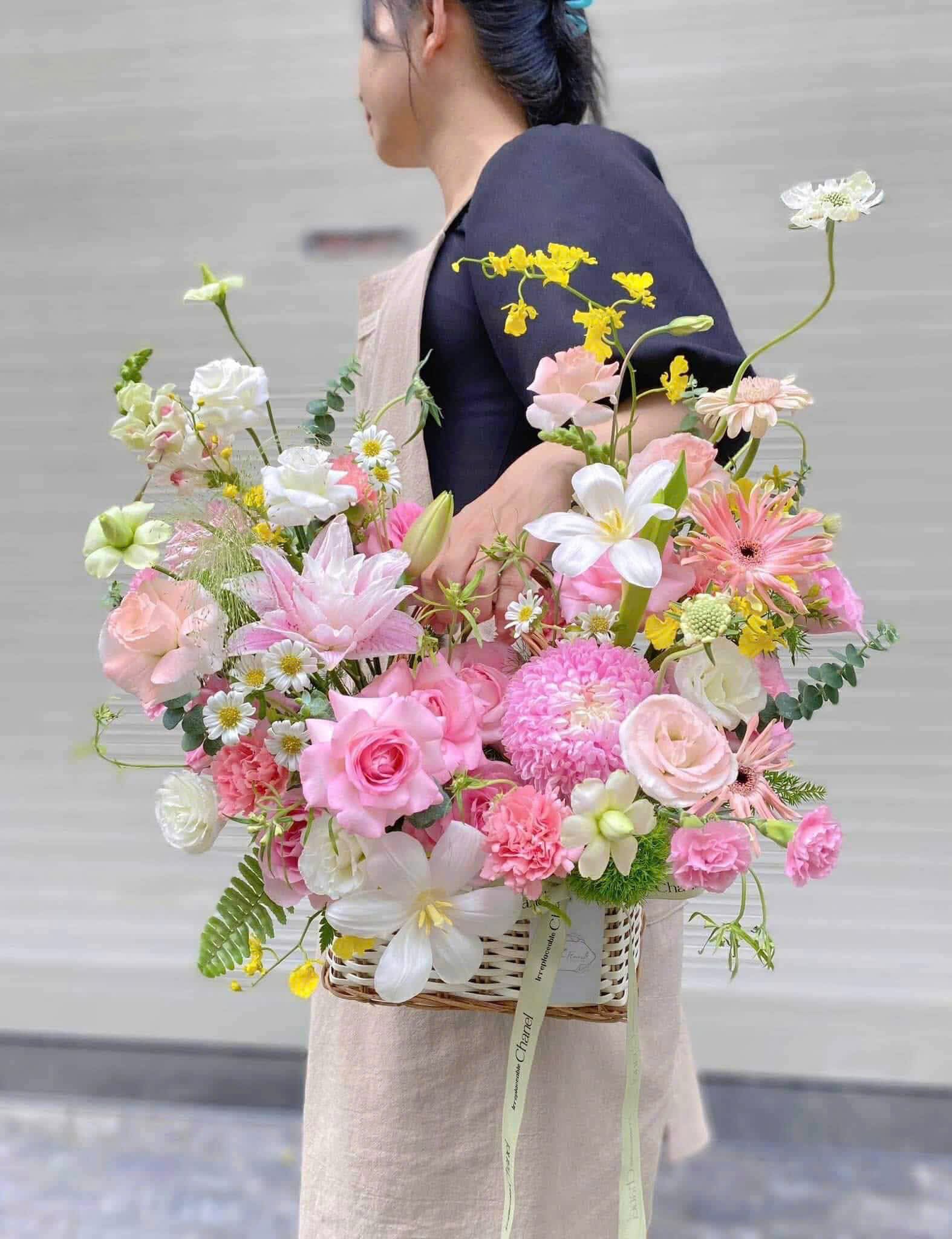 Giỏ hoa lạc thần ngày mơ mộng