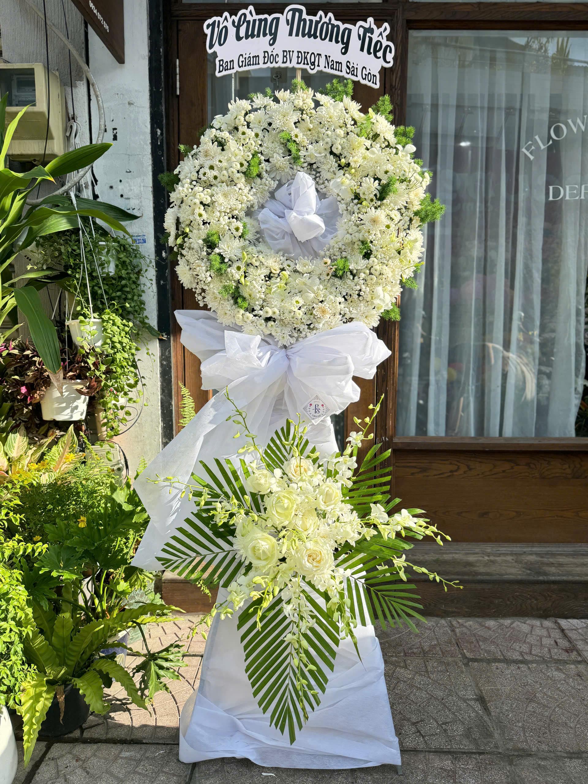 Kệ hoa sự thương nhớ