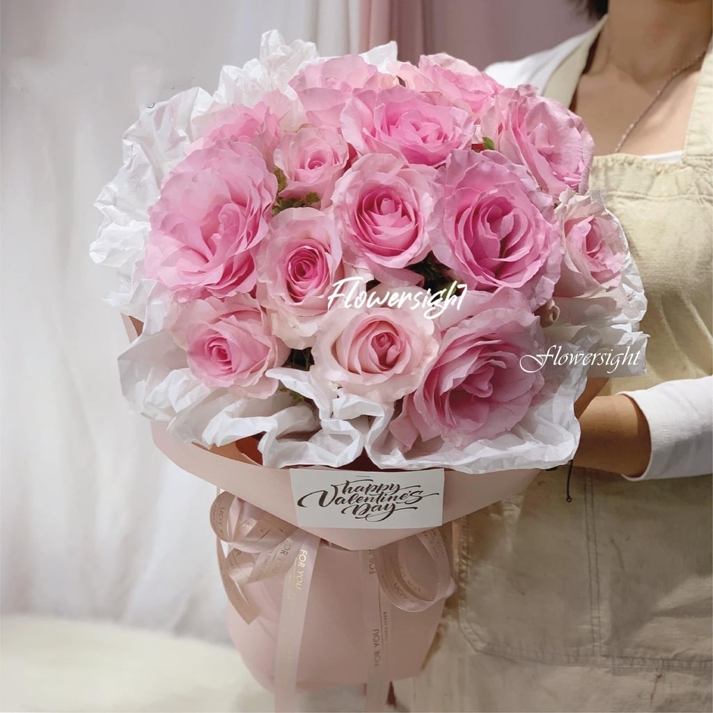 bó hoa tươi Sắc trắng tinh khôi