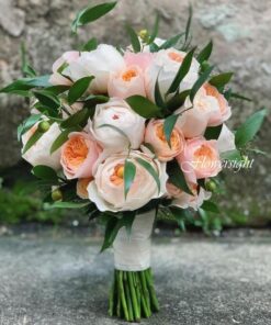 Bó hoa cầm tay Love rose