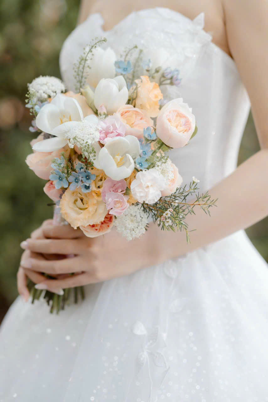 Hoa cưới hoa hồng được FlowerSight thực hiện