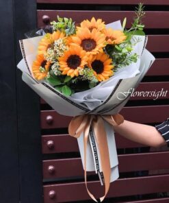 bó hoa tốt nghiệp hướng dương "Nắng ấm áp"