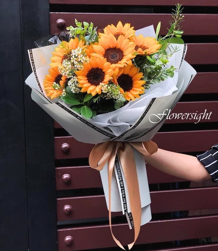 bó hoa tốt nghiệp hướng dương