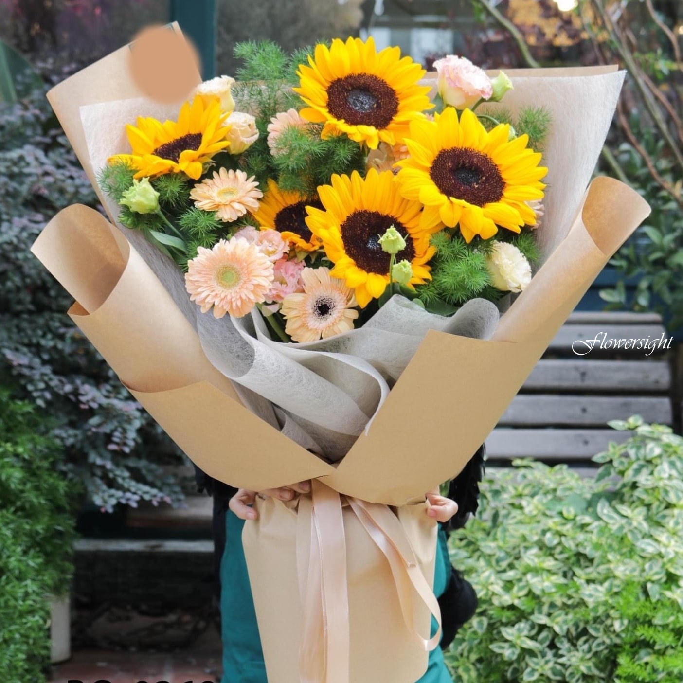 hoa hướng dương tốt nghiệp "Như Nắng ban mai"