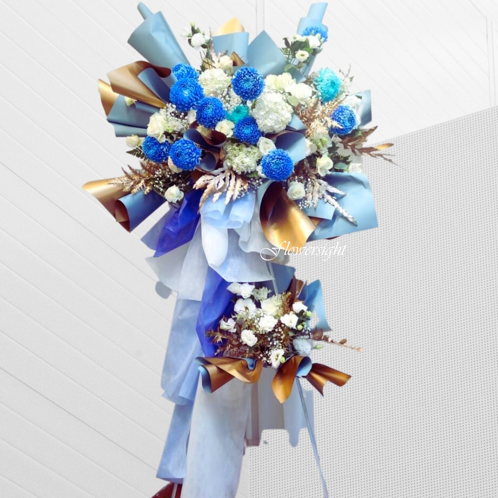 kệ hoa "Khai trương tất đạt"