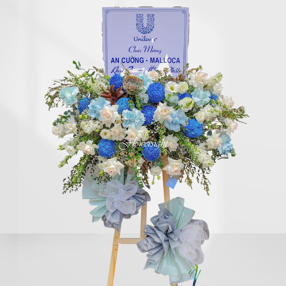 Kệ hoa khai trương Đại lợi