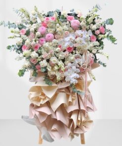 Kệ hoa khai trương Đâm chồi nảy lộc