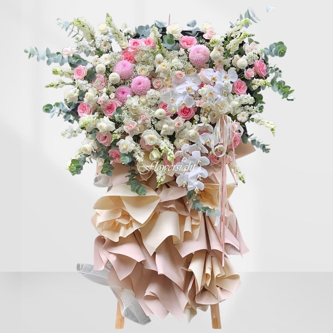 Kệ hoa khai trương Đâm chồi nảy lộc