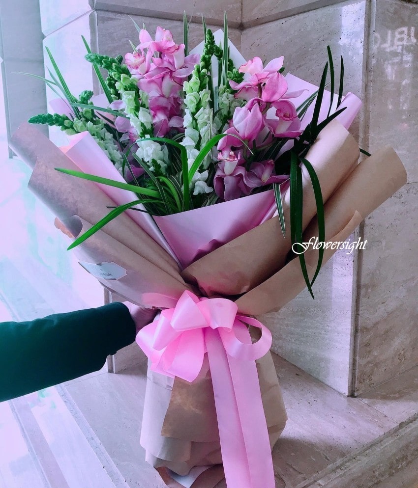 Mẫu bó hoa lan đẹp, ý nghĩa dành tặng người thương tại FlowerSight