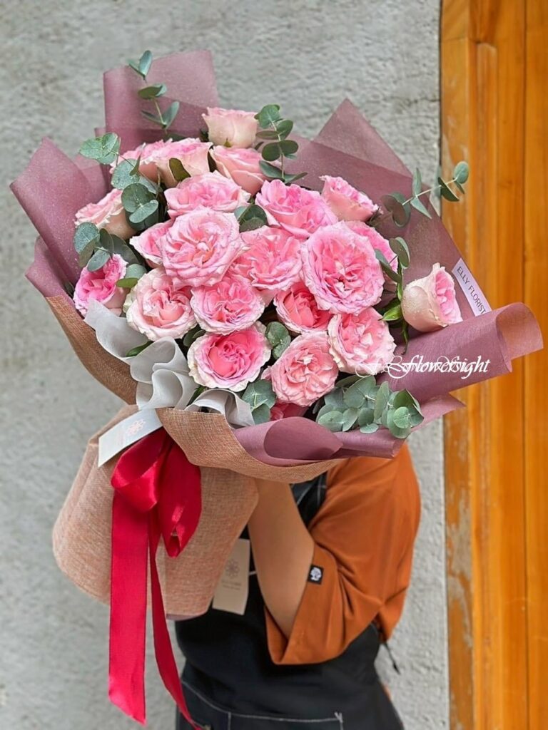 Vì sao nên tặng hoa cho phụ nữ vào ngày 20/10?