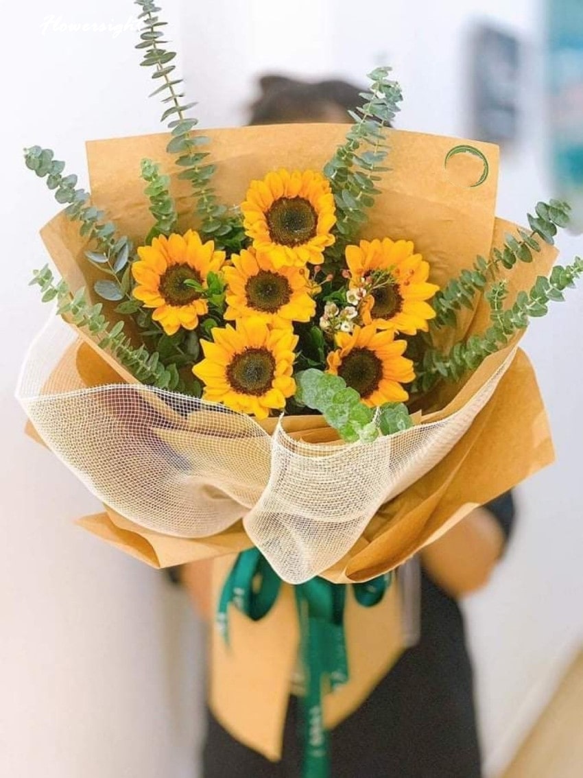 Ý nghĩa số cành trong bó hướng dương