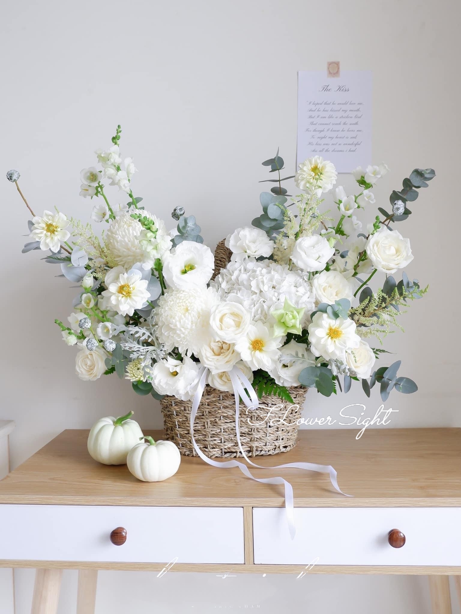 Giỏ hoa đẹp chúc mừng thành công