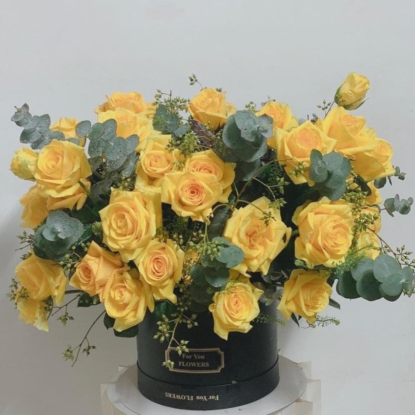 Lẵng hoa vàng sang trọng