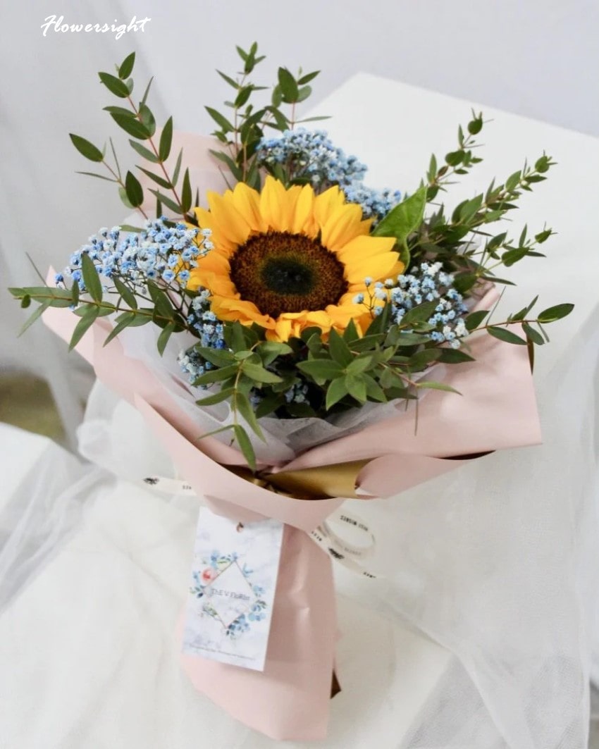 Bó hoa hướng dương 1 bông phù hợp làm quà tặng tốt nghiệp