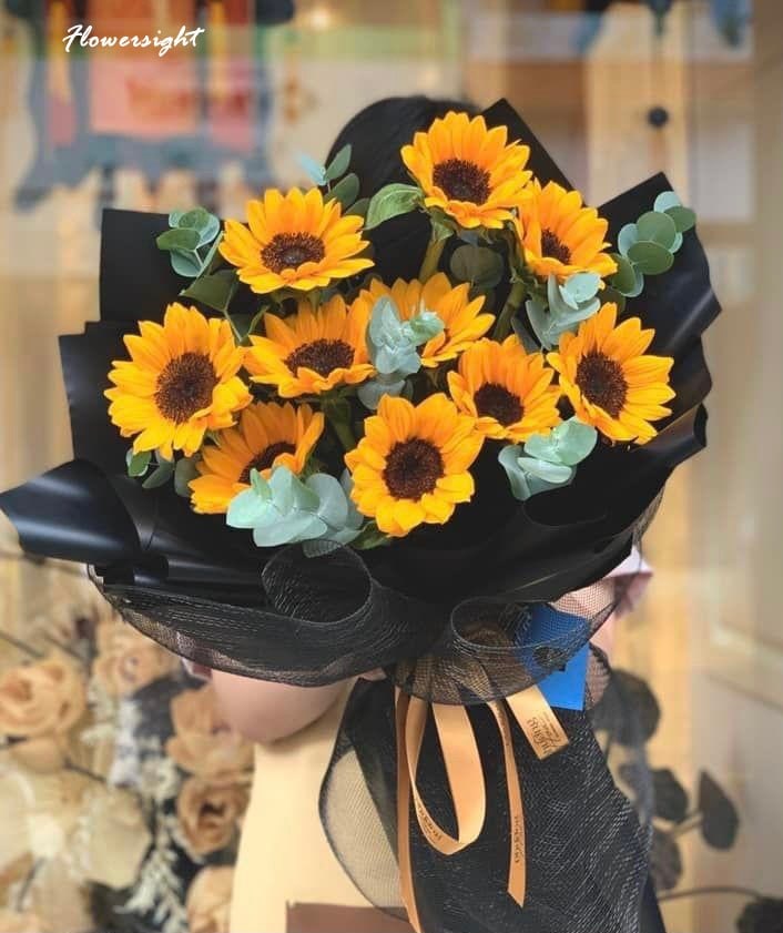 Chúc mẹ luôn rực rỡ soi sáng bước đường con đi