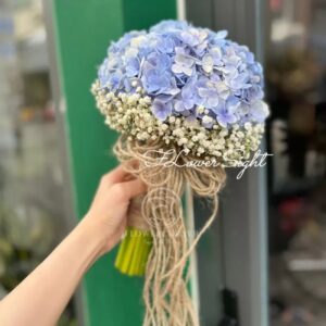 Bó hoa cưới cẩm tú cầu