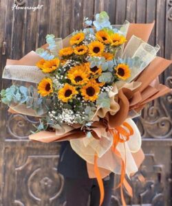 Hoa-huong-duong-huong-ve-mat-troi-voi-hy-vong-ve-tuong-lai-tuoi-sang-min