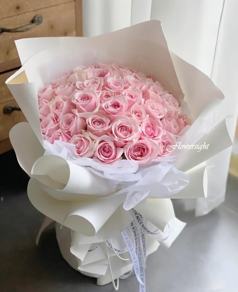 Hoa tặng bạn gái dễ thương