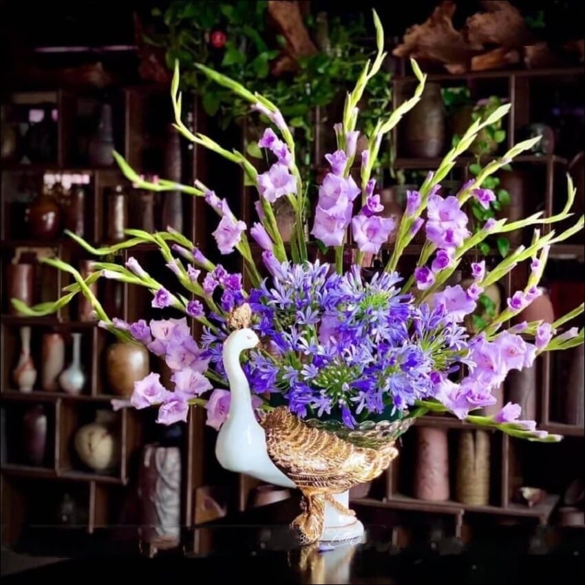 Lẵng hoa lay ơn tím đẹp