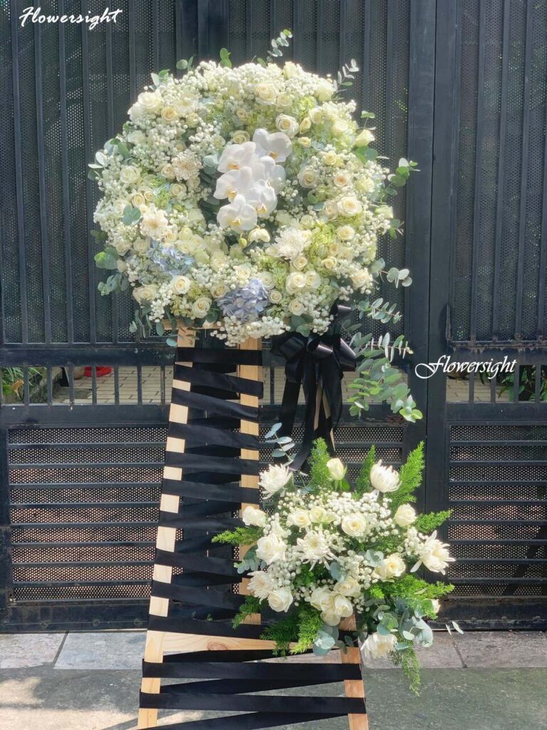 Vòng hoa đám tang thể hiện nhiều ý nghĩa