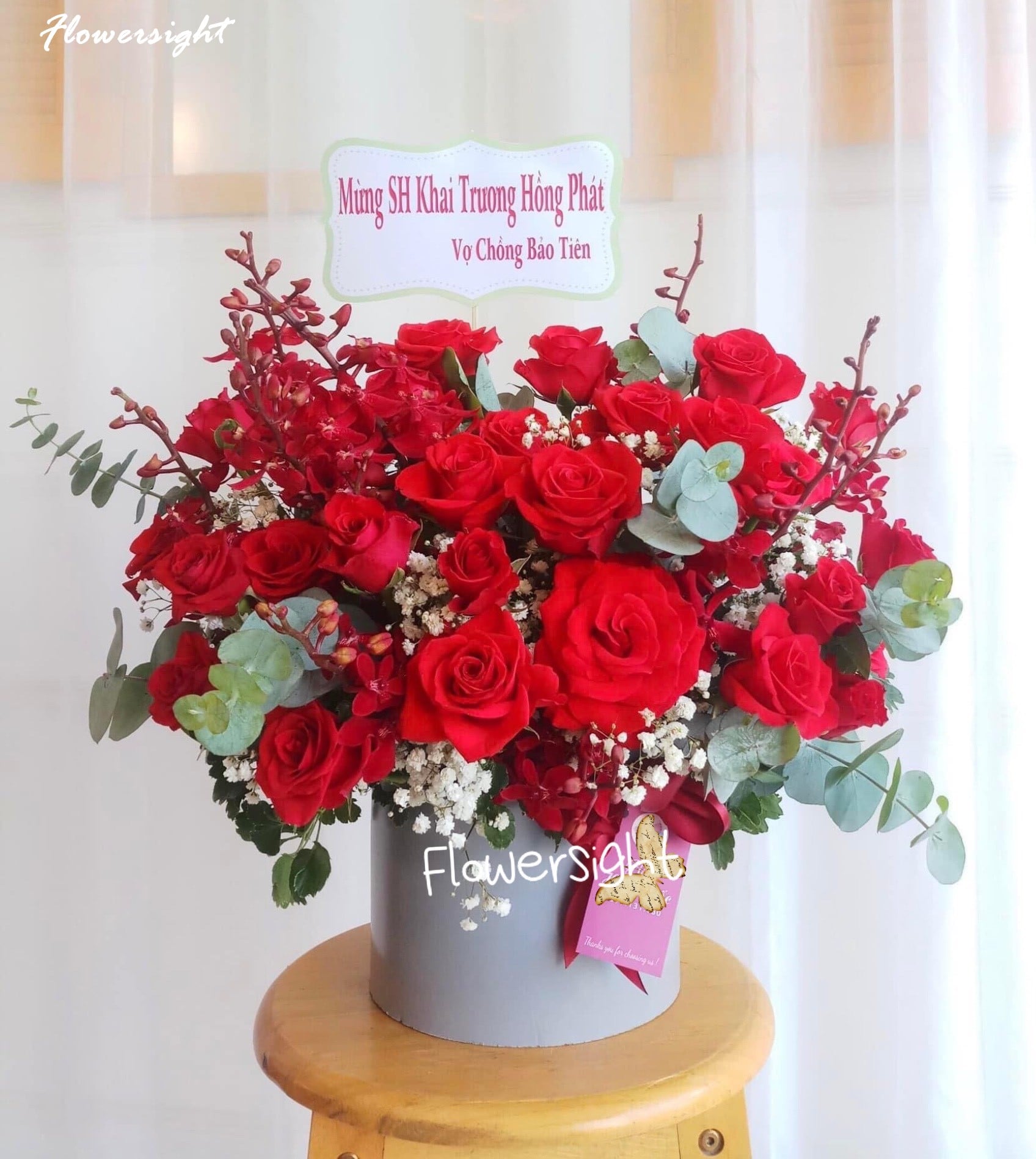 Lẵng hoa hồng để bàn từ hoa hồng đỏ