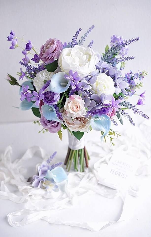 Hoa cưới lavender có vẻ đẹp rất ấn tượng và độc đáo