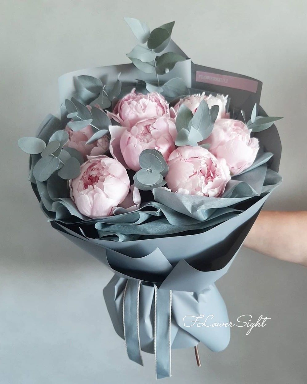 Bó hoa mẫu đơn đơn giản giản dị tại FlowerSight