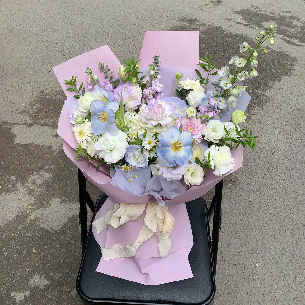 Bó hoa hồng tím ngọt ngào