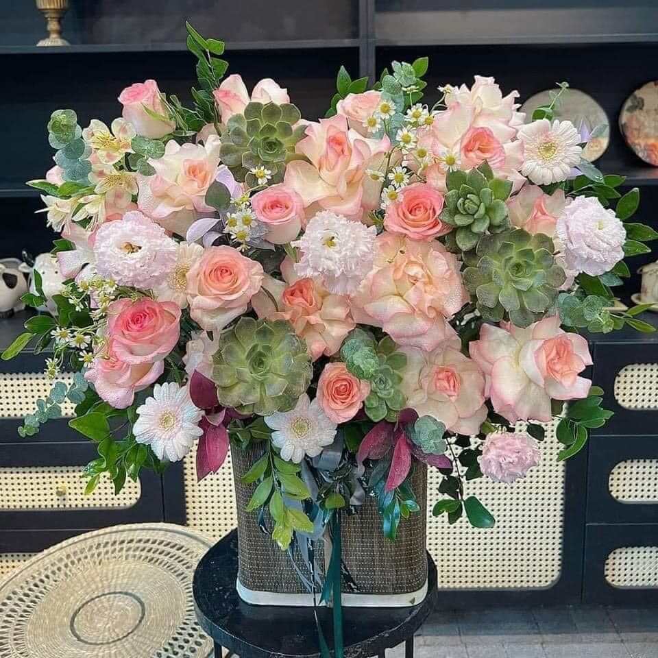 Giỏ hoa tươi tặng mẹ