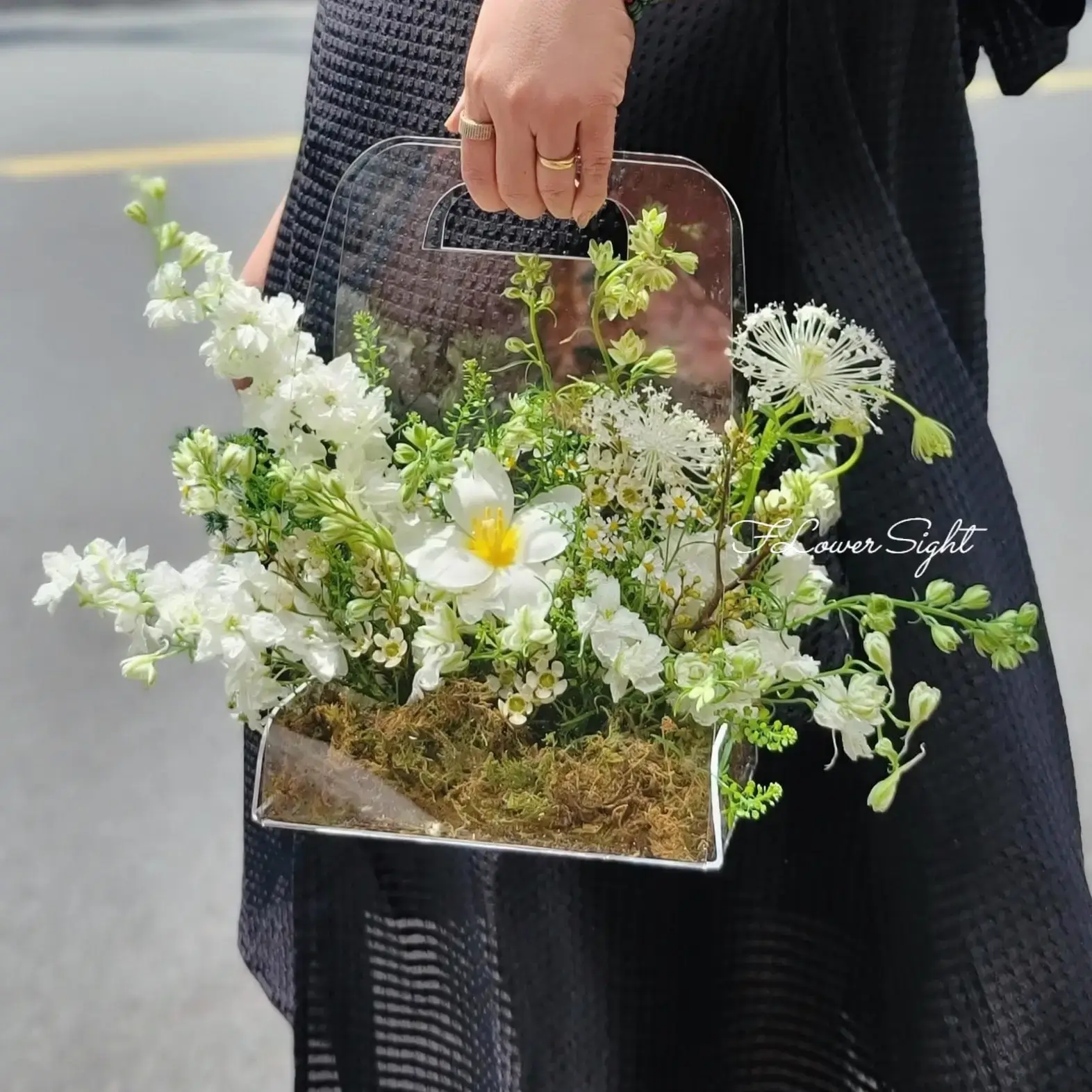 Hộp hoa tươi mica tươi nụ cười