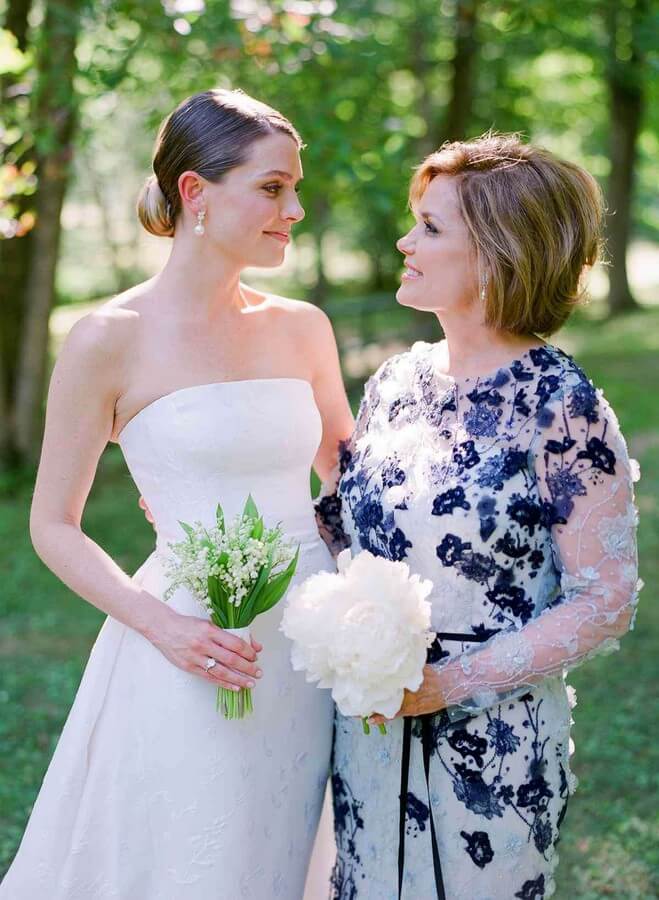 Bó hoa cưới linh lan mini nhưng vô cùng nổi bật