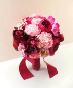 hoa cưới mẫu đơn đỏ