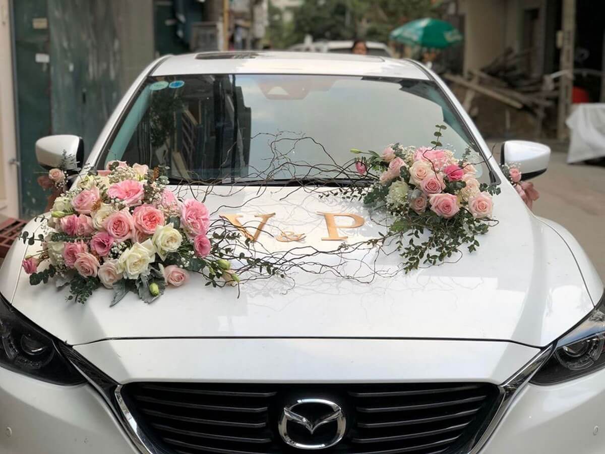 Phong cách cổ điển hoa xe cưới