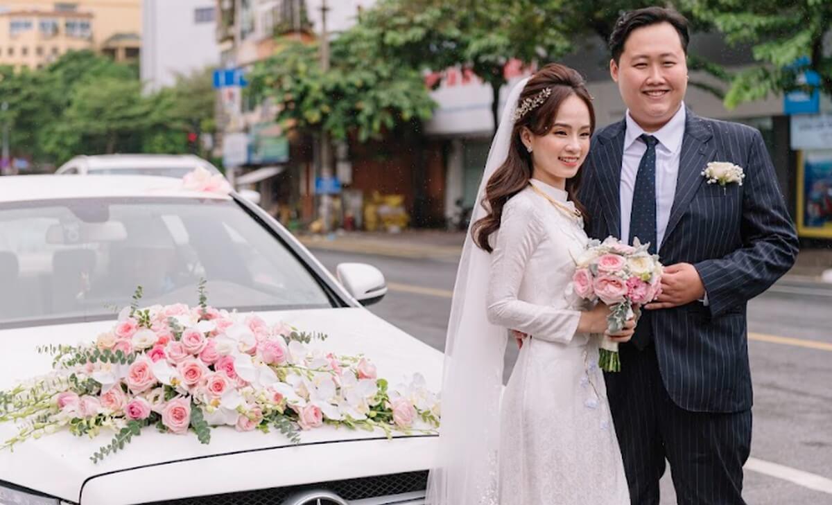 hoa trang trí xe cưới