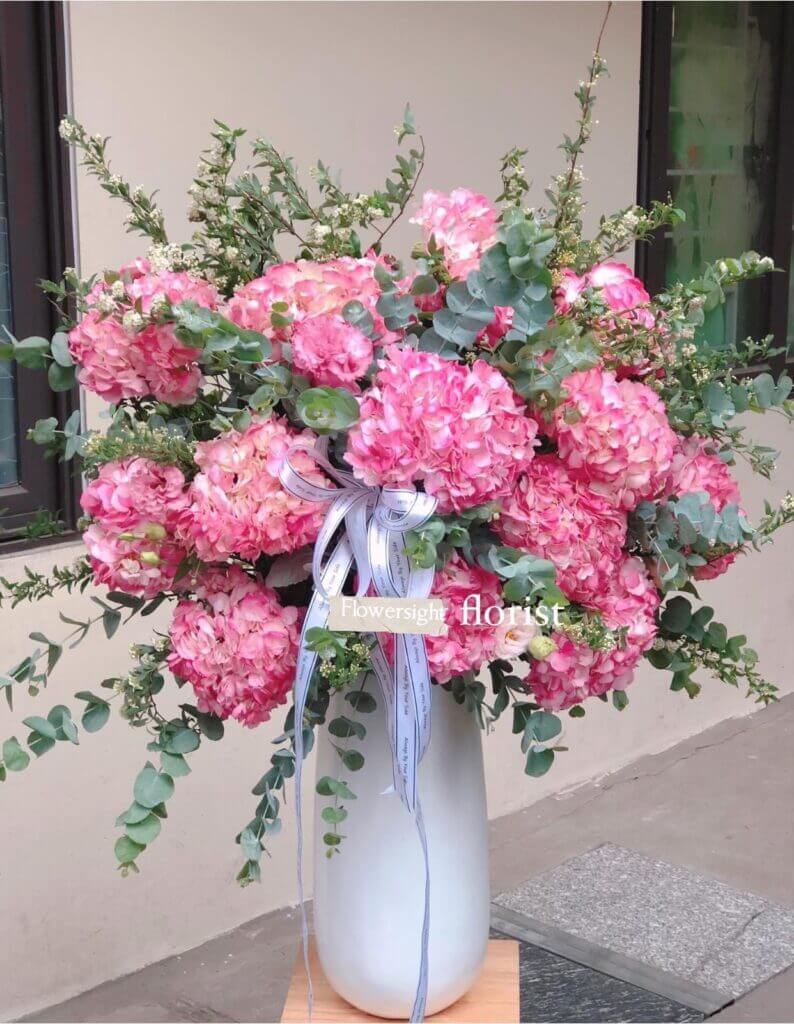 Shop hoa tươi quận 6, bình hoa cúc mẫu đơn