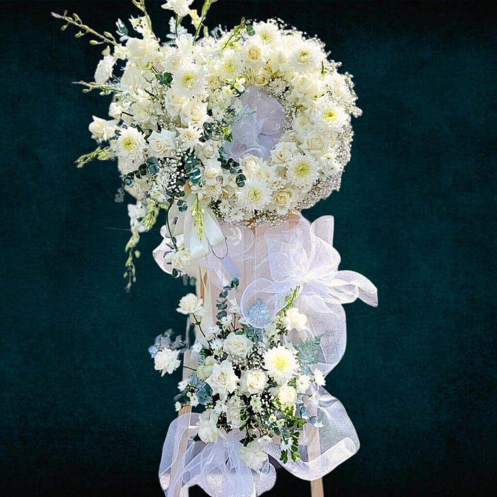 Vòng hoa chia buồn