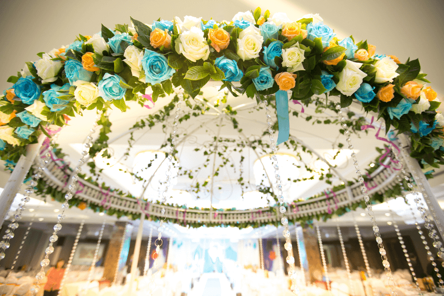 Cách làm cổng hoa cưới đơn giản 01