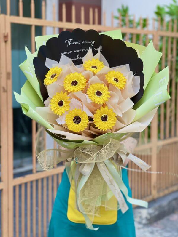 Bó hoa sáp 8 bông