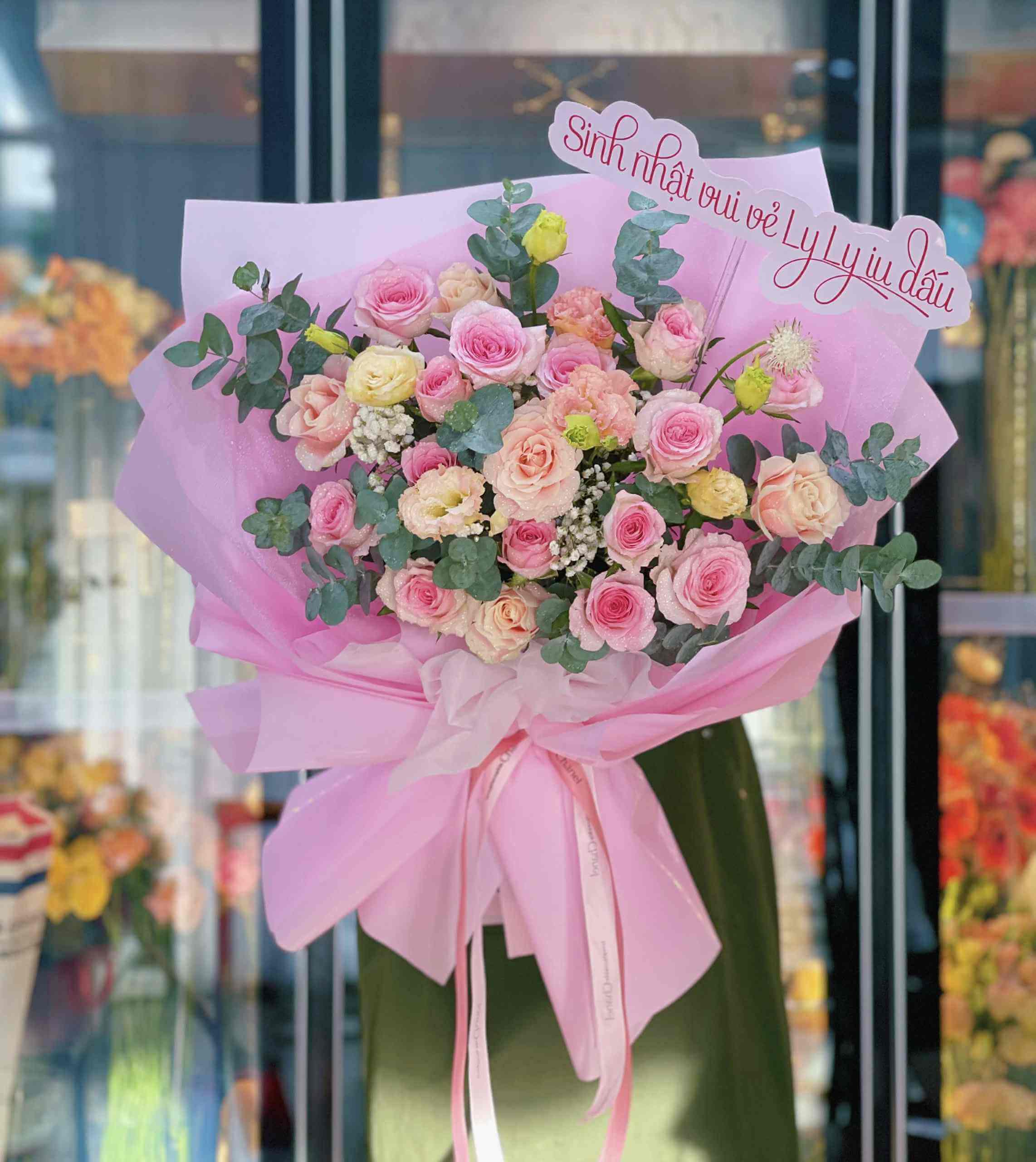 Bó hoa tone hồng trắng