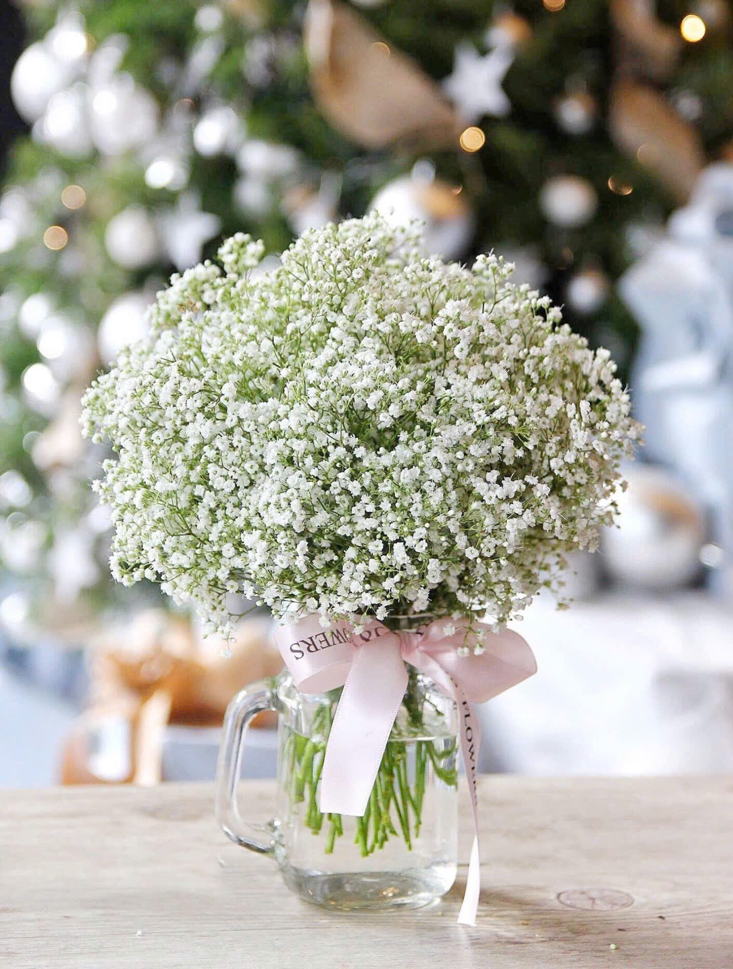 Bó hoa cưới bi trắng