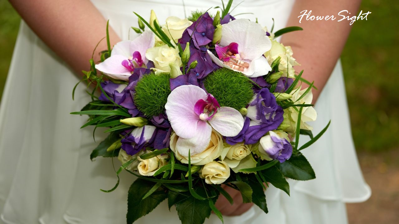 Bó hoa cưới từ hoa lan tím