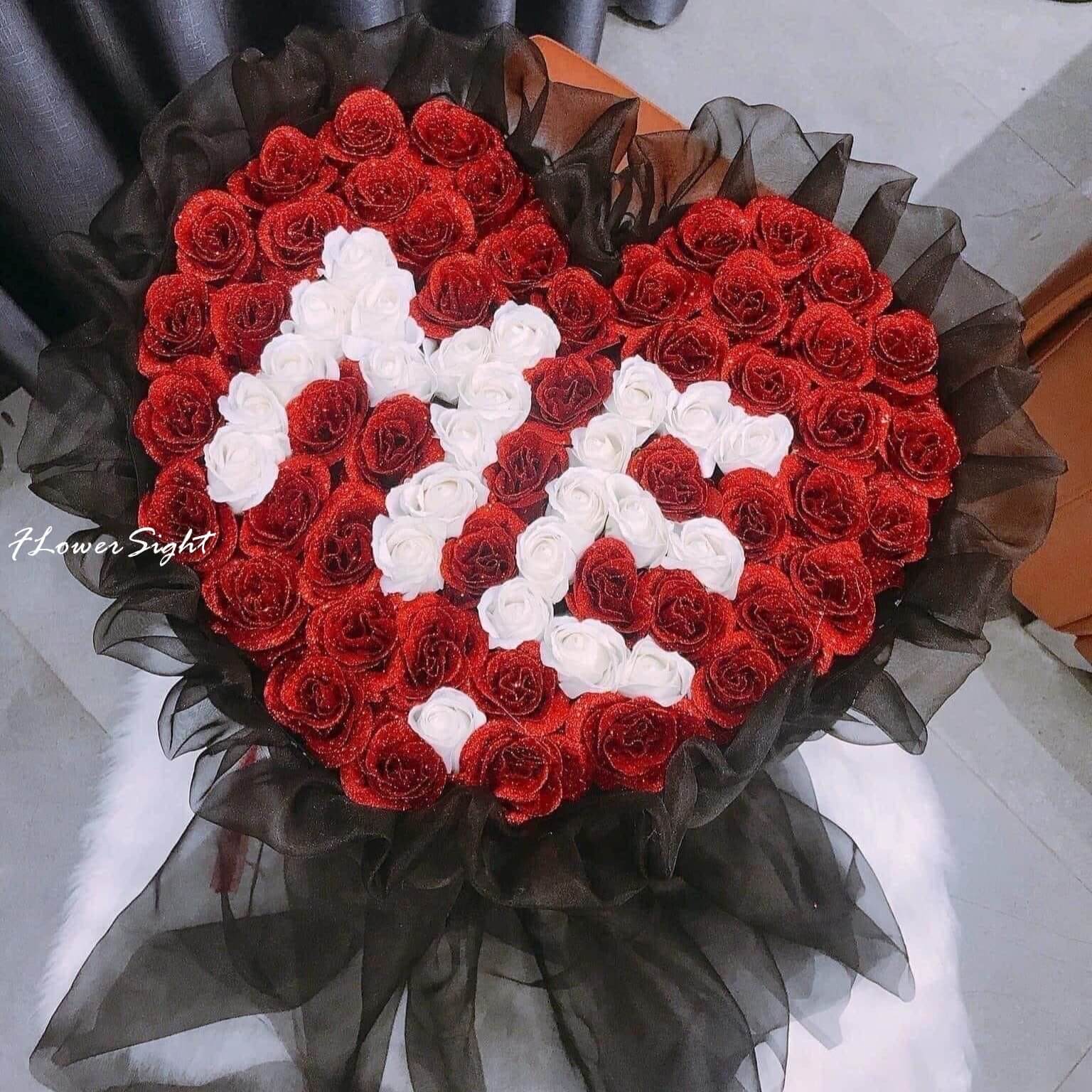 Bó hoa sáp chữ mẹ