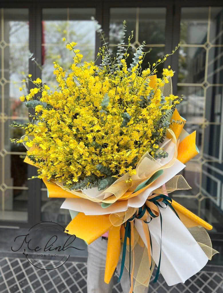 Bó hoa vũ nữ đẹp