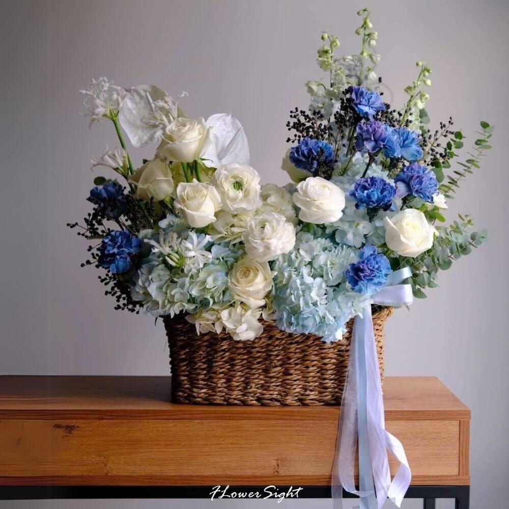 Giỏ hoa nghệ thuật