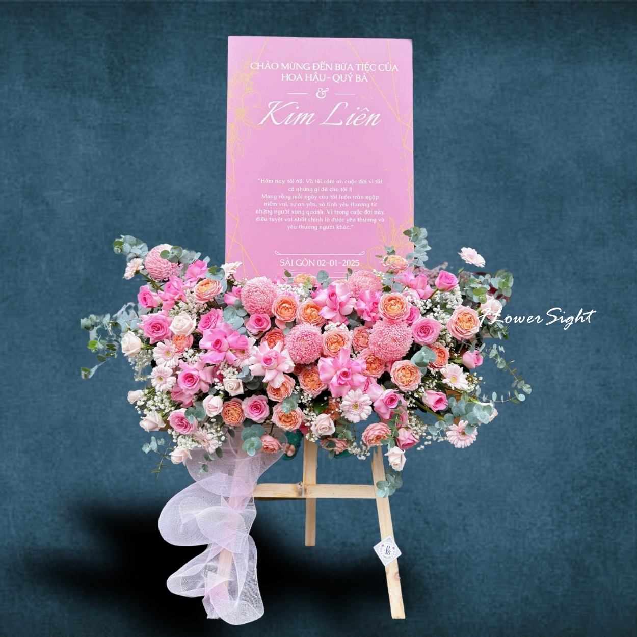 Hoa chúc mừng triển lãm